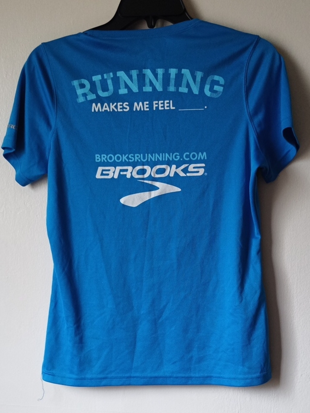 Brooks Tech Tee - Picture 2 of 12
